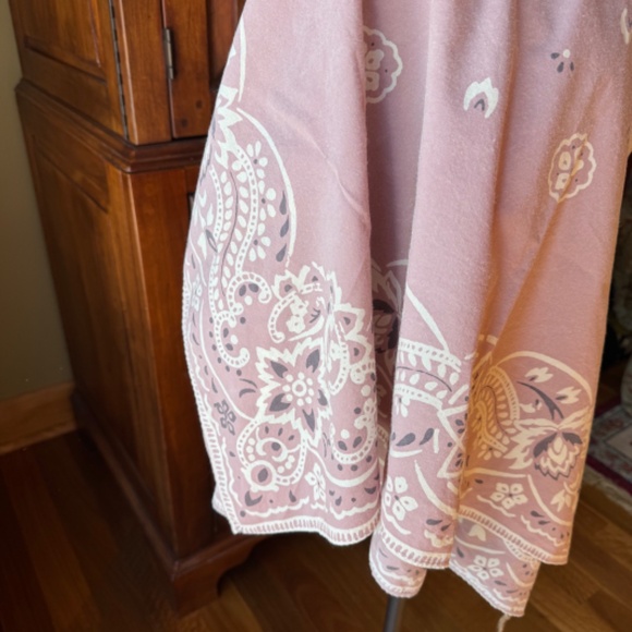 NWT Magnolia Pearl Kansas Scarf - Picture 9 of 12